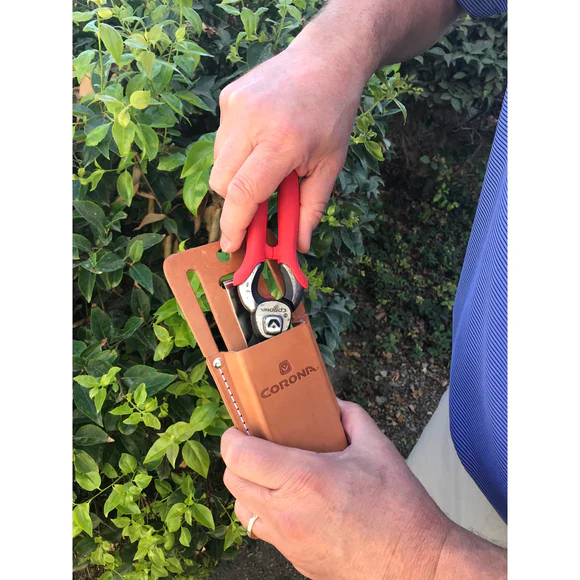 Corona AC 7220 Leather Scabbard for Hand Pruners and Folding Saws - Image 6