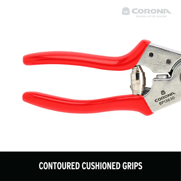 Corona BP13630 Yard Essentials Pocket Pruner - Image 4