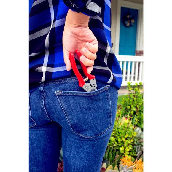 Corona BP13630 Yard Essentials Pocket Pruner - Image 7