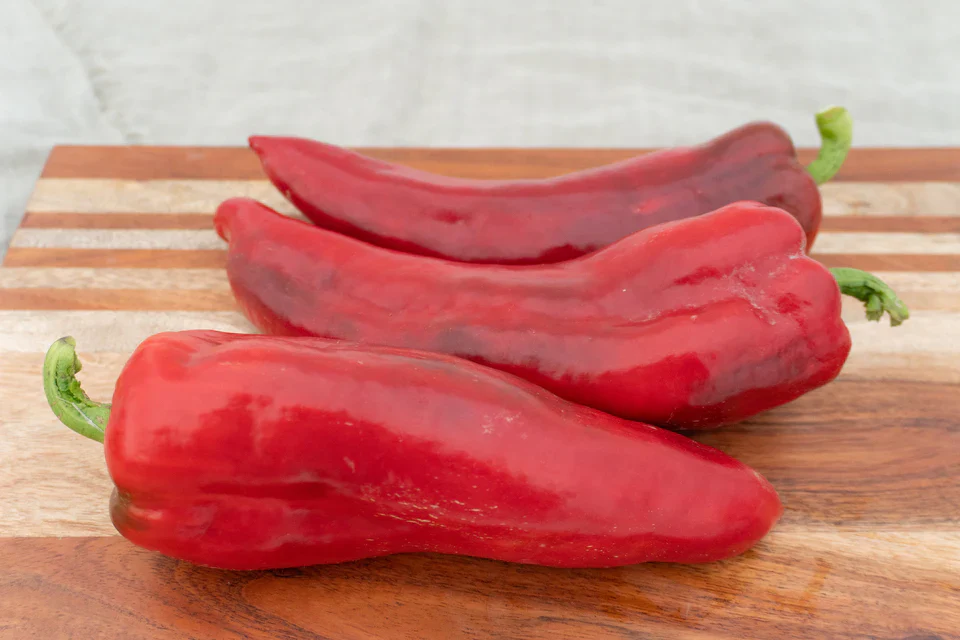 Organic Peppers Carmen - West Coast Seeds - Image 2